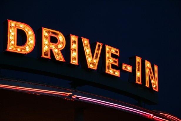 drive In neon sign pic